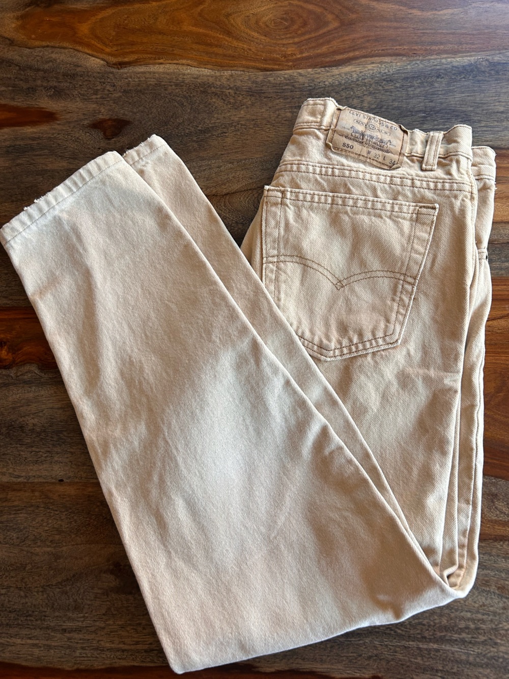 Levi's 550 Beige Jeans